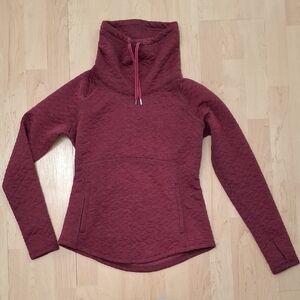 Marmot Quilted Funnel Neck Pullover - Wine Red Size S Like New